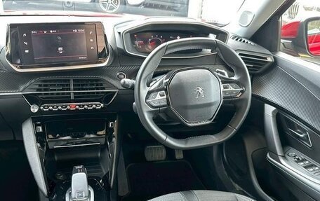 Peugeot 2008 II, 2022 год, 1 250 000 рублей, 8 фотография