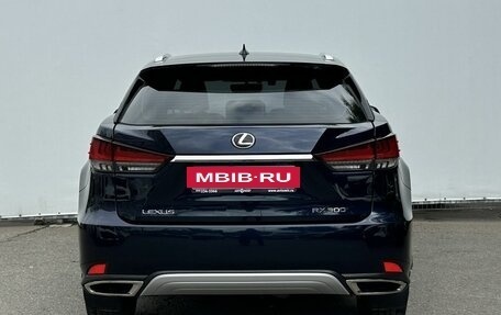 Lexus RX IV рестайлинг, 2020 год, 5 600 000 рублей, 6 фотография