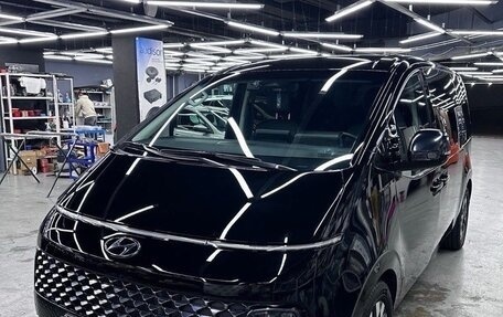 Hyundai Staria, 2021 год, 4 700 000 рублей, 17 фотография