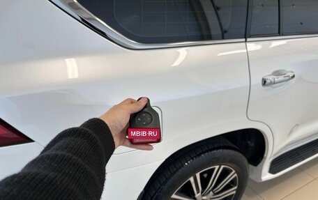 Lexus LX III, 2018 год, 9 999 900 рублей, 28 фотография