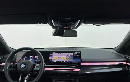 BMW 5 серия, 2024 год, 8 400 000 рублей, 9 фотография