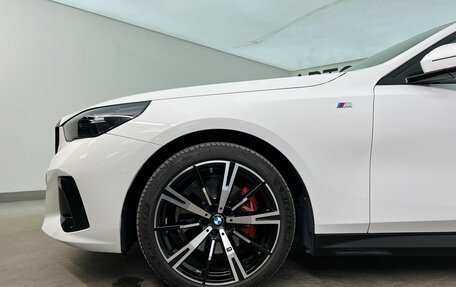 BMW 5 серия, 2024 год, 8 400 000 рублей, 8 фотография