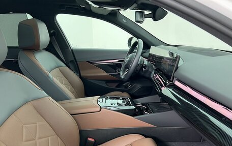 BMW 5 серия, 2024 год, 8 400 000 рублей, 13 фотография