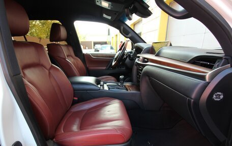 Lexus LX III, 2019 год, 8 995 000 рублей, 14 фотография