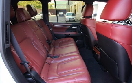 Lexus LX III, 2019 год, 8 995 000 рублей, 17 фотография
