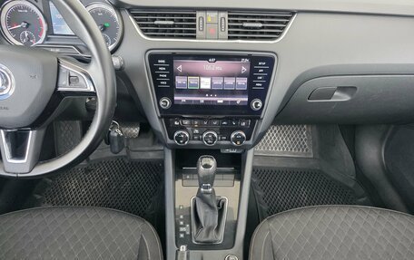 Skoda Octavia, 2018 год, 1 699 000 рублей, 7 фотография