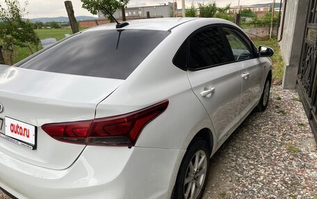 Hyundai Solaris II рестайлинг, 2017 год, 650 000 рублей, 8 фотография