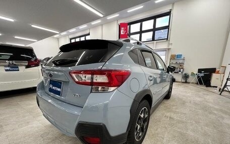 Subaru XV II, 2018 год, 1 610 000 рублей, 8 фотография
