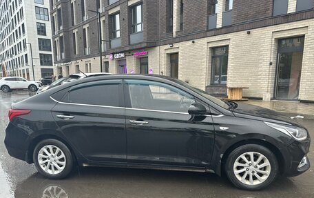 Hyundai Solaris II рестайлинг, 2017 год, 1 150 000 рублей, 4 фотография