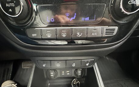 Hyundai Solaris II рестайлинг, 2017 год, 1 150 000 рублей, 12 фотография