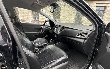 Hyundai Solaris II рестайлинг, 2017 год, 1 150 000 рублей, 21 фотография
