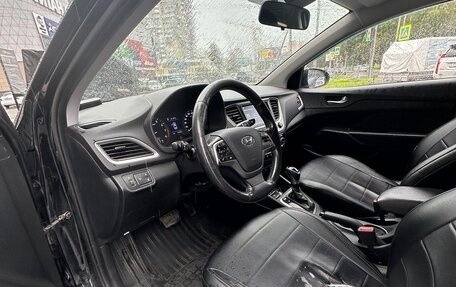 Hyundai Solaris II рестайлинг, 2017 год, 1 150 000 рублей, 18 фотография