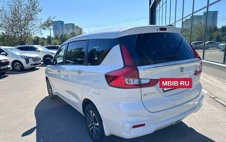 Suzuki Ertiga II, 2023 год, 2 129 000 рублей, 5 фотография