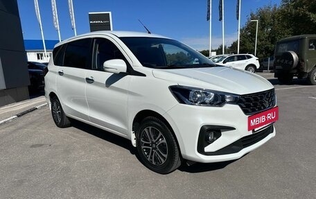 Suzuki Ertiga II, 2023 год, 2 129 000 рублей, 4 фотография