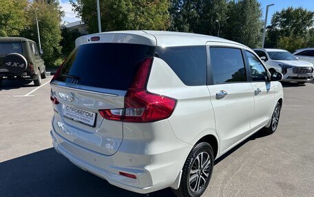 Suzuki Ertiga II, 2023 год, 2 129 000 рублей, 7 фотография