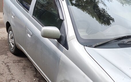 Toyota Platz, 2000 год, 350 000 рублей, 2 фотография