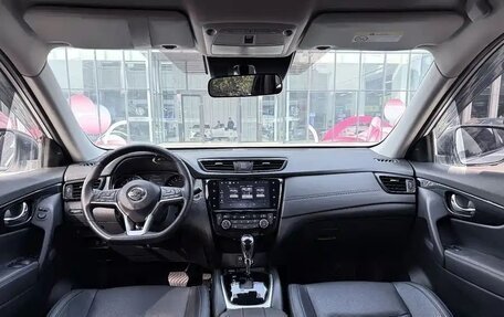 Nissan X-Trail, 2022 год, 1 810 005 рублей, 5 фотография