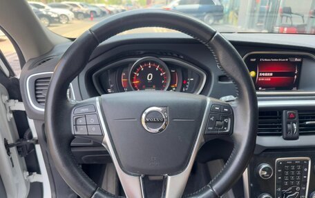 Volvo V40 II рестайлинг, 2018 год, 1 250 000 рублей, 15 фотография