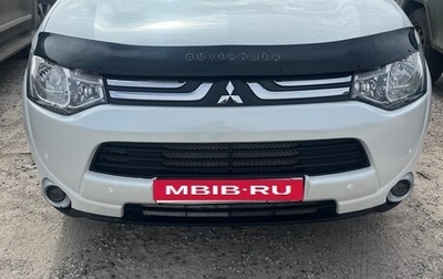 Mitsubishi Outlander III рестайлинг 3, 2014 год, 1 780 000 рублей, 1 фотография