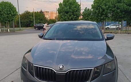 Skoda Octavia, 2017 год, 1 750 000 рублей, 2 фотография