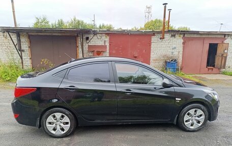 Hyundai Solaris II рестайлинг, 2015 год, 900 000 рублей, 5 фотография
