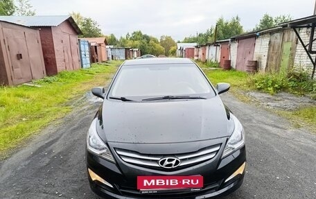 Hyundai Solaris II рестайлинг, 2015 год, 900 000 рублей, 7 фотография