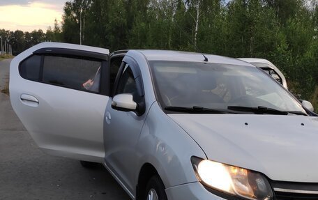 Renault Logan II, 2016 год, 590 000 рублей, 8 фотография