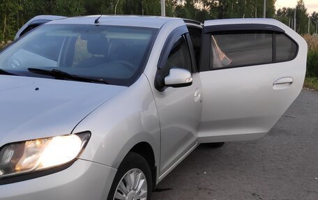 Renault Logan II, 2016 год, 590 000 рублей, 9 фотография