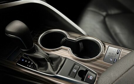 Toyota Camry, 2019 год, 2 954 000 рублей, 16 фотография