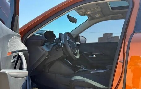 Peugeot 2008 II, 2022 год, 1 210 005 рублей, 12 фотография