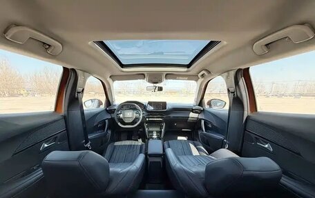 Peugeot 2008 II, 2022 год, 1 210 005 рублей, 10 фотография