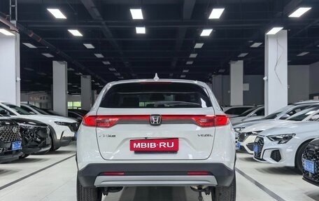 Honda Vezel, 2023 год, 1 660 000 рублей, 5 фотография