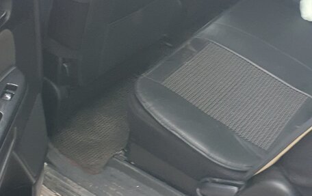 Toyota Wish II, 2003 год, 750 000 рублей, 13 фотография