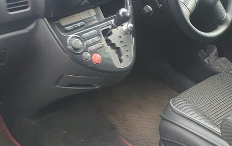 Toyota Wish II, 2003 год, 750 000 рублей, 16 фотография