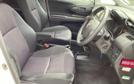 Toyota Wish II, 2017 год, 1 218 009 рублей, 12 фотография