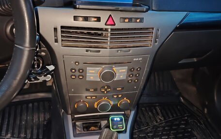 Opel Astra H, 2005 год, 320 000 рублей, 11 фотография