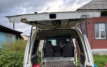 Mazda Bongo IV, 2002 год, 205 000 рублей, 2 фотография