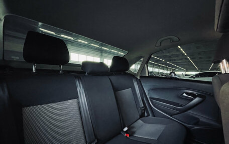 Volkswagen Polo VI (EU Market), 2012 год, 800 000 рублей, 18 фотография