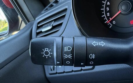 KIA Rio III рестайлинг, 2015 год, 929 000 рублей, 22 фотография