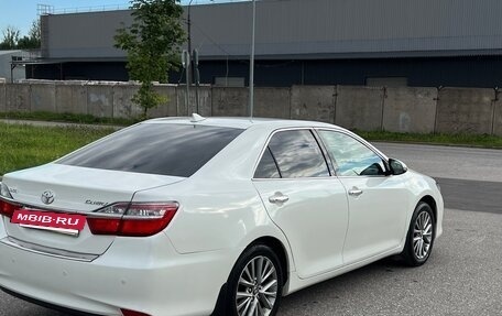 Toyota Camry, 2015 год, 2 000 000 рублей, 9 фотография
