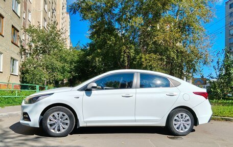 Hyundai Solaris II рестайлинг, 2018 год, 1 330 000 рублей, 2 фотография