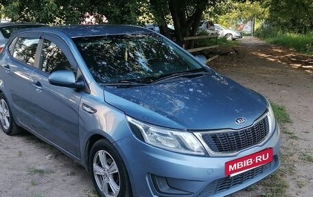 KIA Rio III рестайлинг, 2014 год, 750 000 рублей, 2 фотография