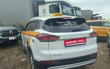 Geely Atlas, 2023 год, 1 447 000 рублей, 3 фотография