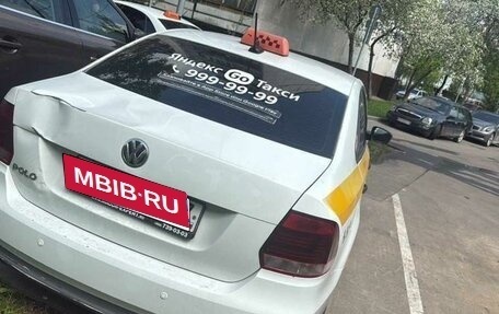 Volkswagen Polo VI (EU Market), 2019 год, 900 000 рублей, 3 фотография