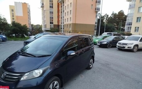 Honda Freed I, 2011 год, 1 020 000 рублей, 7 фотография