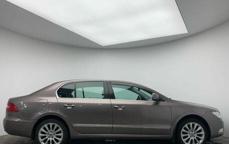 Skoda Superb III рестайлинг, 2012 год, 1 233 000 рублей, 8 фотография