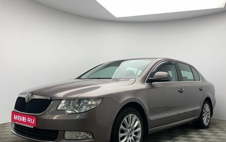 Skoda Superb III рестайлинг, 2012 год, 1 233 000 рублей, 3 фотография