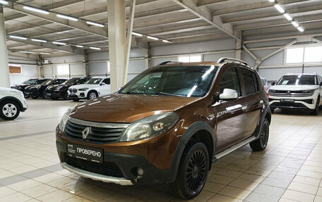 Renault Sandero I, 2013 год, 730 000 рублей, 1 фотография