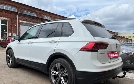 Volkswagen Tiguan II, 2019 год, 2 450 000 рублей, 3 фотография