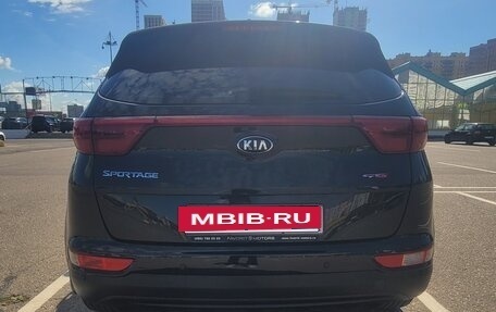 KIA Sportage IV рестайлинг, 2018 год, 2 300 000 рублей, 6 фотография
